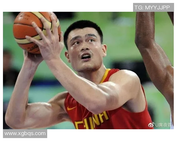 姚明与成龙的奇妙相遇：篮球巨星与武术传奇的跨界对话与友谊