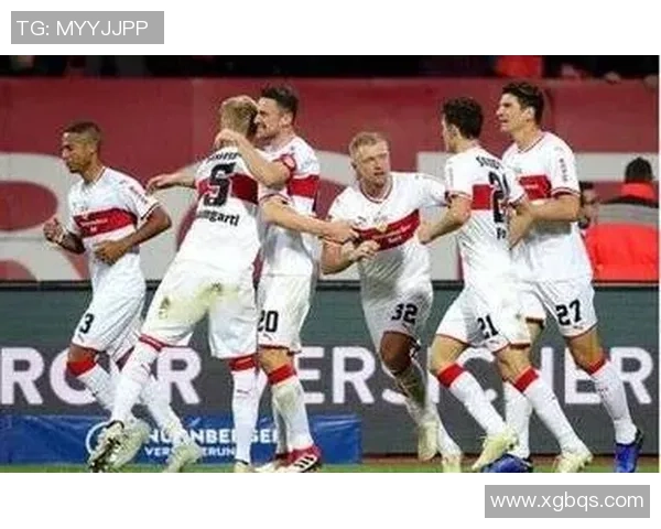 德甲焦点战巴黎圣日耳曼与利物浦激战成平绝杀瞬间引发全场狂欢