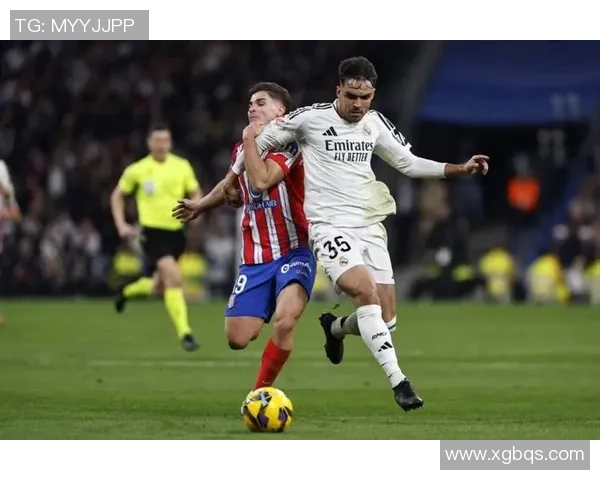 足总杯波尔图大胜马竞引发争议判罚现场气氛火爆