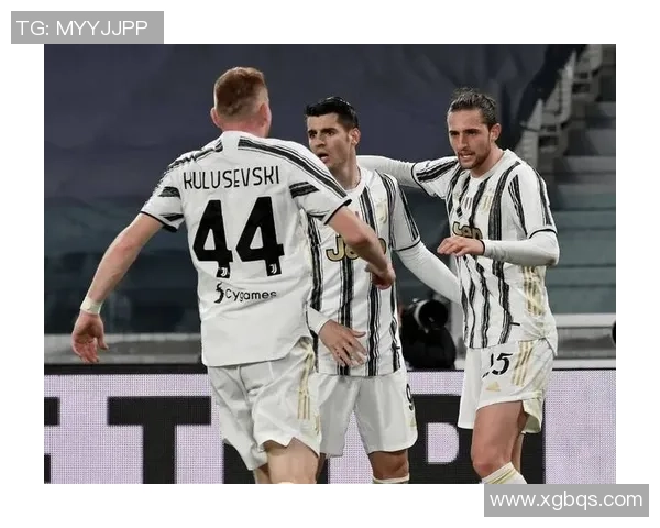 德甲焦点战曼联与尤文图斯激战成平局引发全场热议