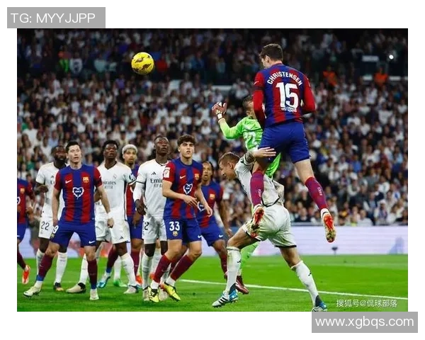 欧联杯曼城逆转巴萨点球大战精彩瞬间引发全场狂欢赛后深度点评