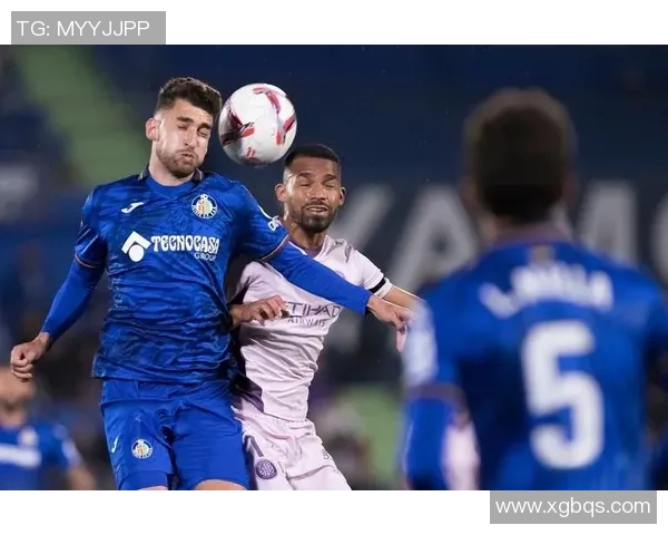 切尔西在欧冠中以3-0战胜莱比锡引发转会传闻与全场热烈反响