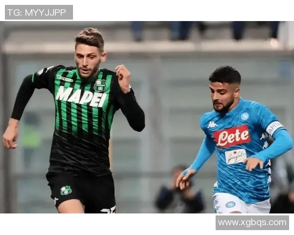 友谊赛精彩对决里昂与那不勒斯战成平局乌龙球引发全场热烈反响