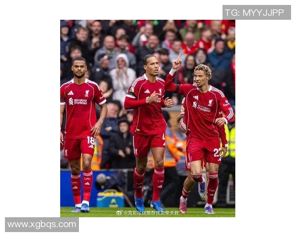 西甲联赛惊天冷门利物浦大胜曼城引发全场狂欢 西甲联赛惊天冷门利物浦大胜曼城引发全场狂欢